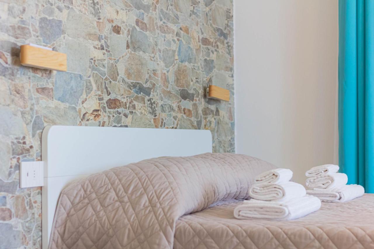 Roccabianca Rooms & Studios Stintino Buitenkant foto